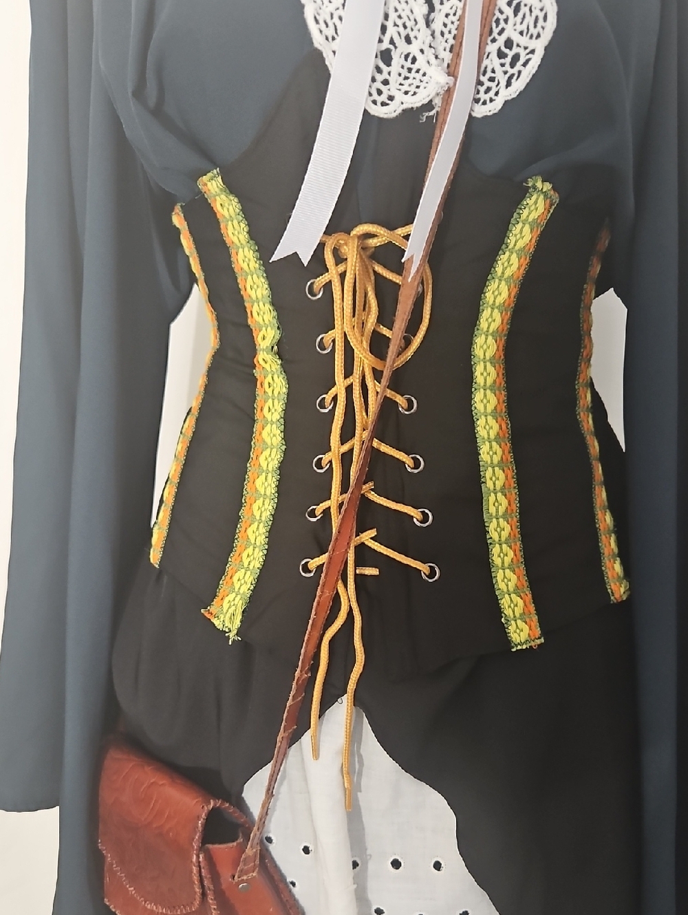 Upcycled Ren Faire Scullery Maiden / Bar Wench Complete Costume Size L/XL - Picture 8 of 14